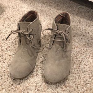 Toms booties